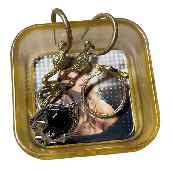 Chelsey Reist Mini Catch All Tray - Picture 2 of 4